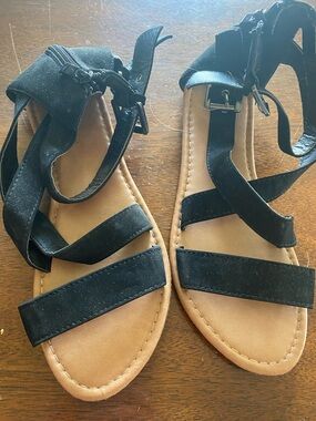 TOP Moda Black Strappy Ankle Tie Sandals